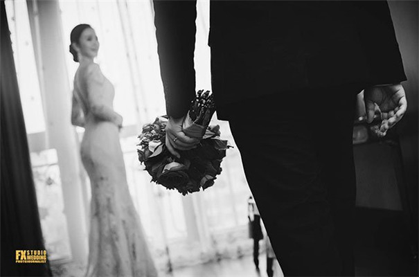 走進(jìn)婚禮日，攝影師要把握住關鍵的環節和場景